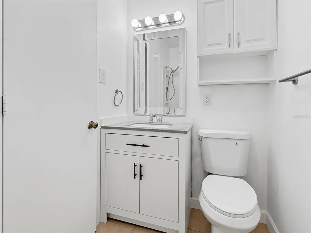 2847 OAK STREET Sarasota, FL 34237