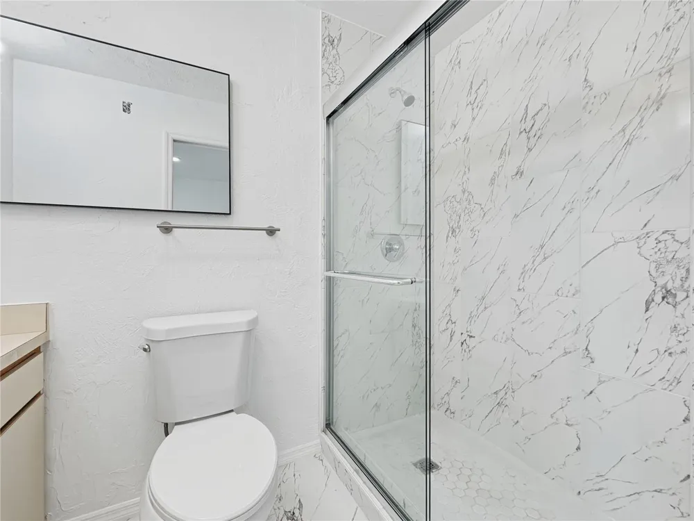 2847 OAK STREET Sarasota, FL 34237