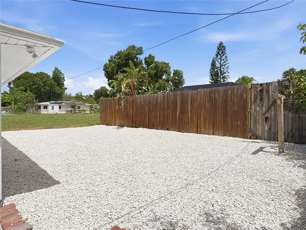 2847 OAK STREET Sarasota, FL 34237