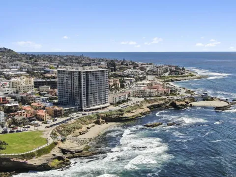 939 Coast Boulevard #5H