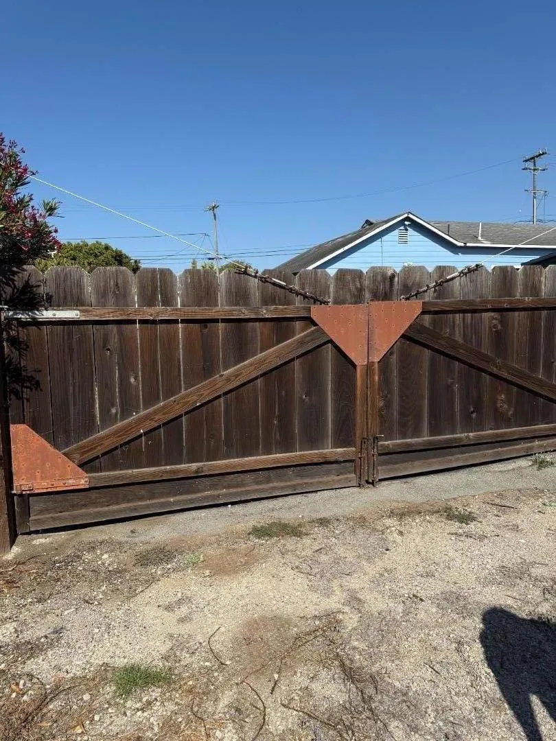 228 Beach Road Marina, CA 93933