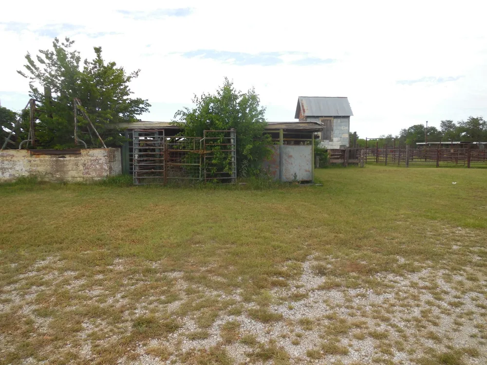 605 E Loop 254 Ranger, TX 76470