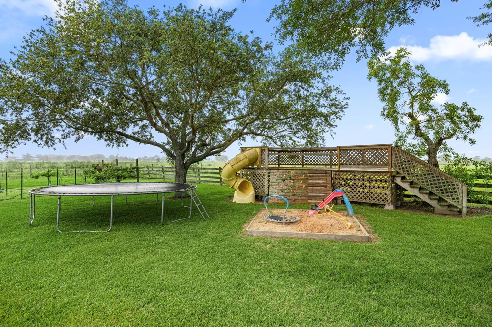16720 Fm 1164 Road East Bernard, TX 77435