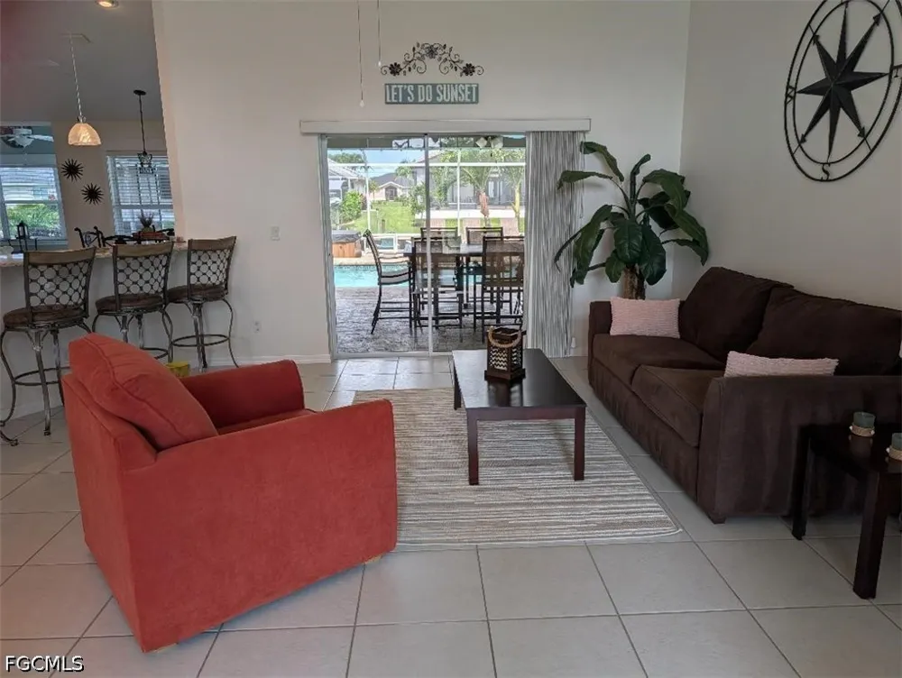 SW 9th Place Cape Coral, FL 33914
