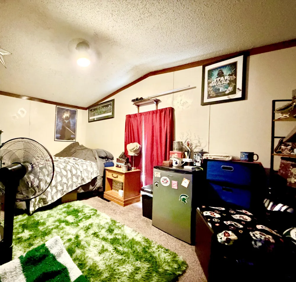 1194 W Grey Court Barry Township, MI 49348