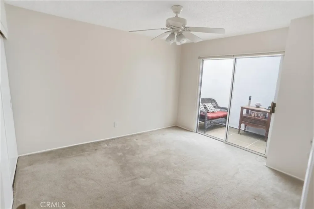 19427 Oak Crossing Newhall, CA 91321