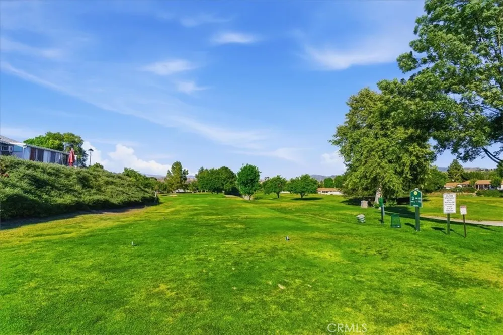 19427 Oak Crossing Newhall, CA 91321