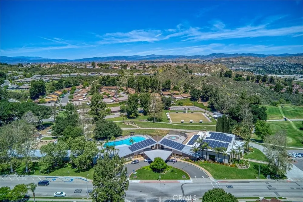 19427 Oak Crossing Newhall, CA 91321