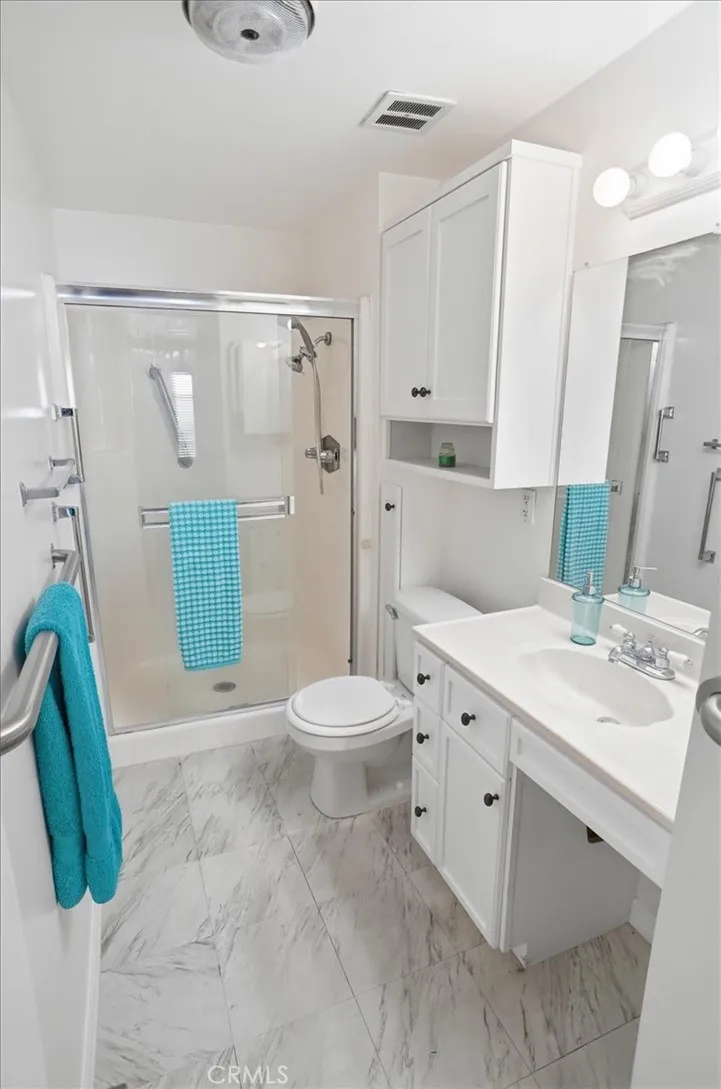 19427 Oak Crossing Newhall, CA 91321