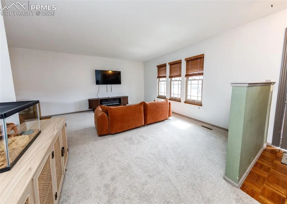 7 Briargate Terrace Pueblo, CO 81001