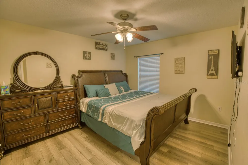4303 ORANGE RIDGE COURT Valrico, FL 33596