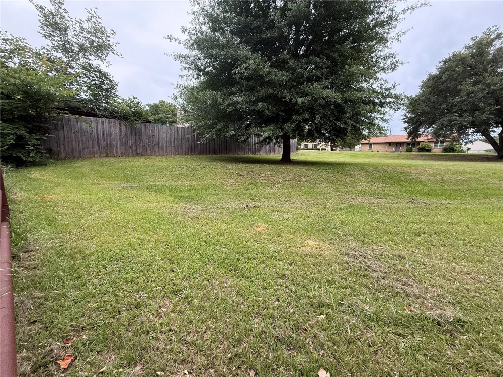 3303 Bogota Street Athens, TX 75752