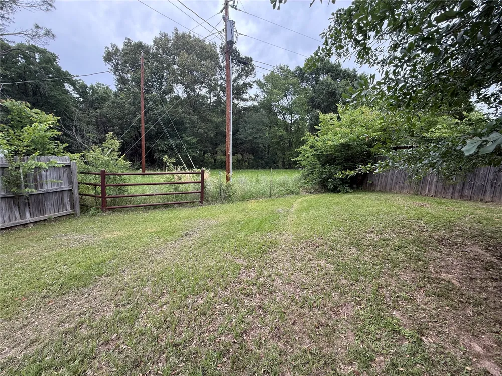 3303 Bogota Street Athens, TX 75752