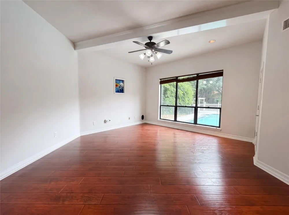 2405 Castle Rock Road Arlington, TX 76006