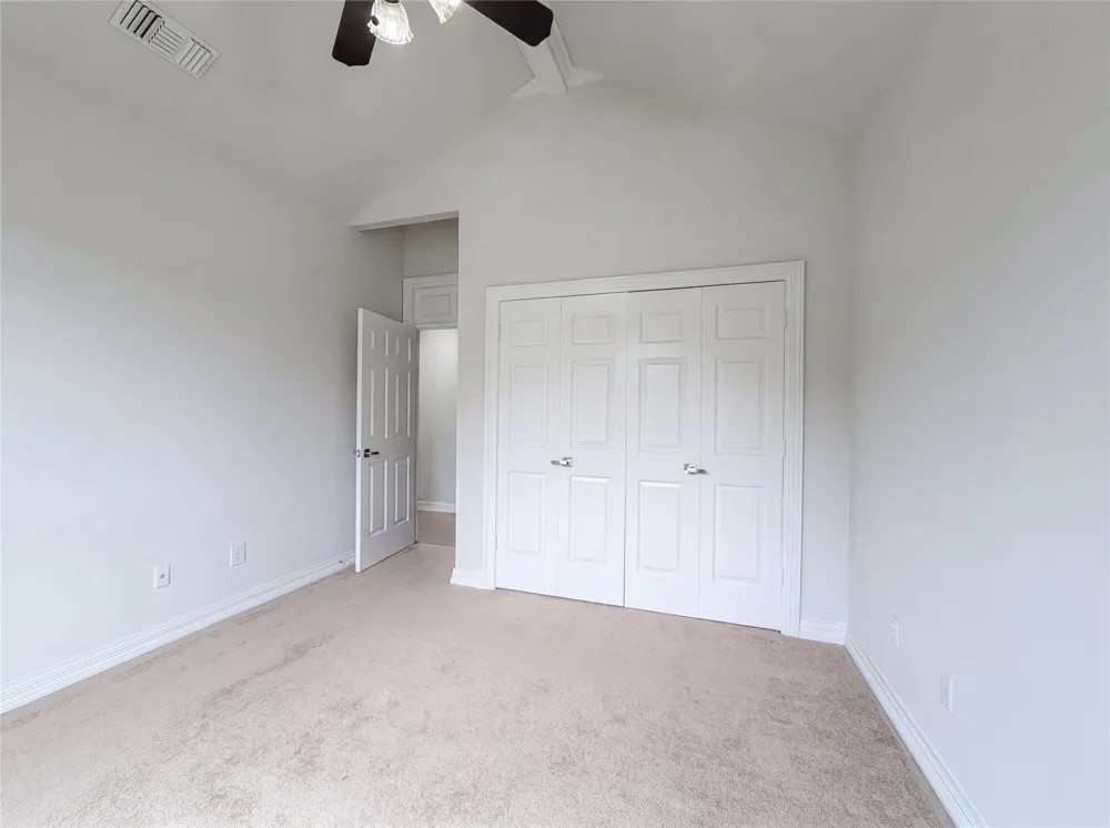 2405 Castle Rock Road Arlington, TX 76006