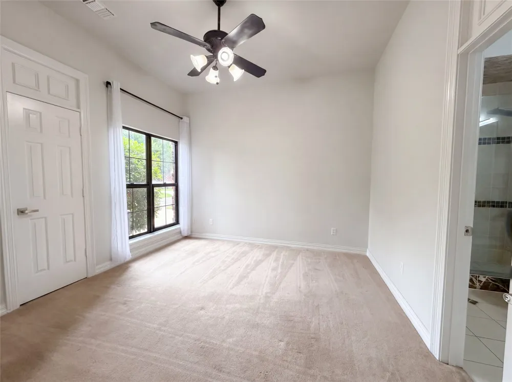 2405 Castle Rock Road Arlington, TX 76006