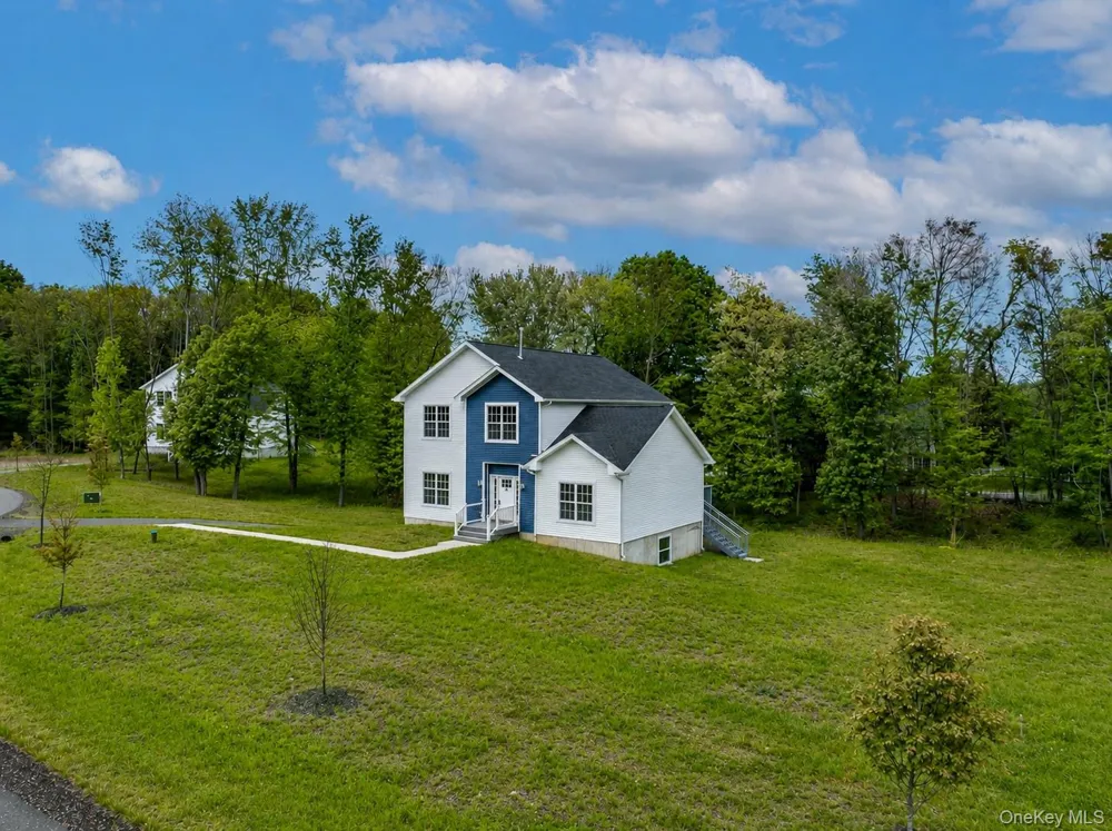 24 Francis Harrison Court Montgomery, NY 12549