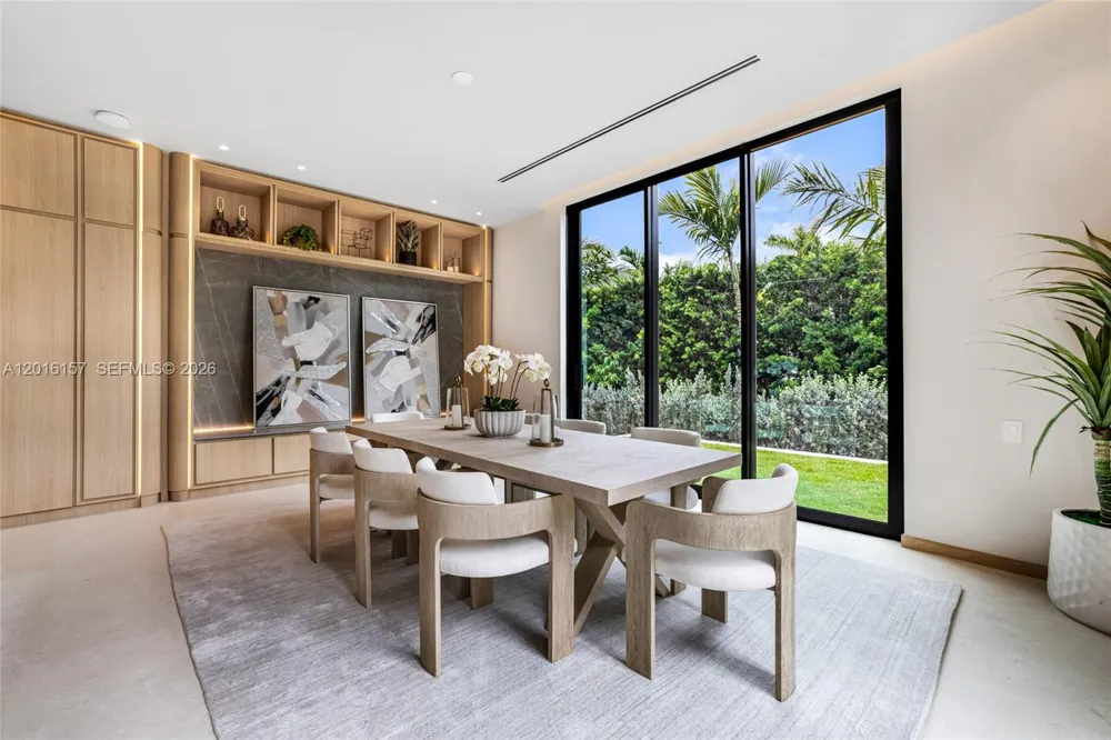 4550 Jefferson Ave Miami Beach, FL 33140