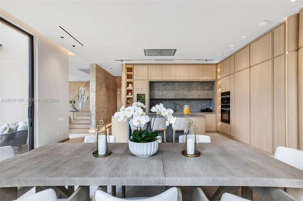 4550 Jefferson Ave Miami Beach, FL 33140