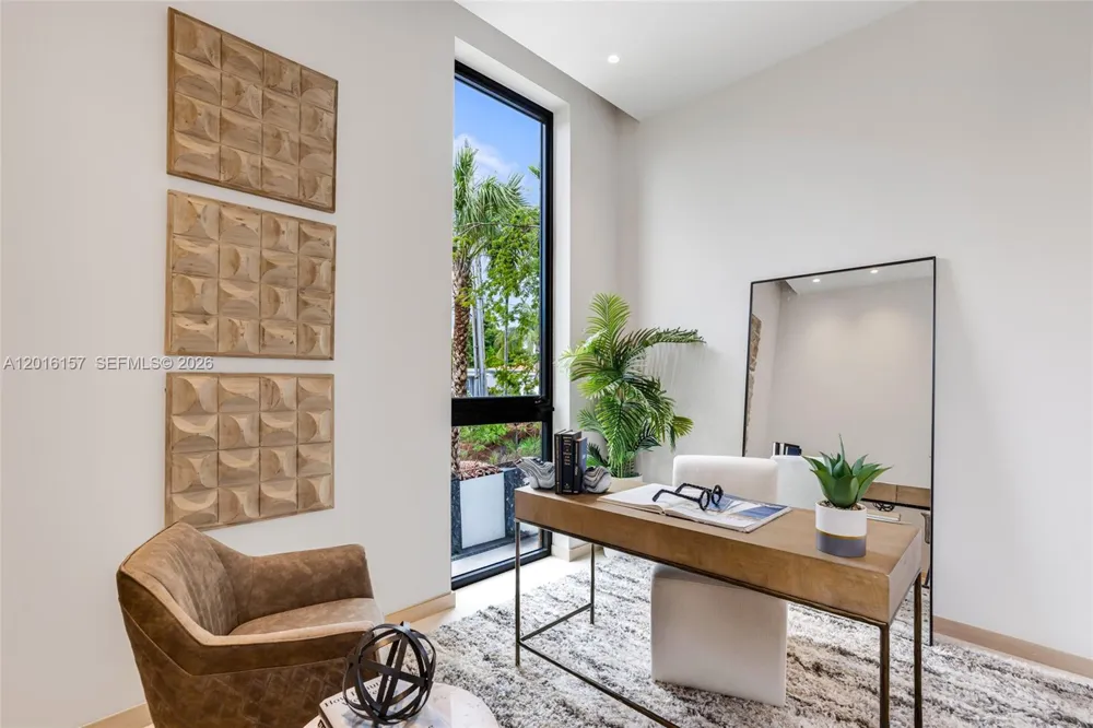 4550 Jefferson Ave Miami Beach, FL 33140