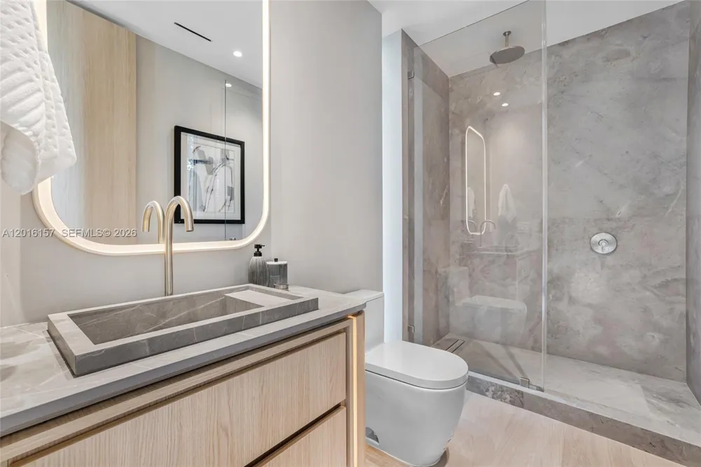 4550 Jefferson Ave Miami Beach, FL 33140