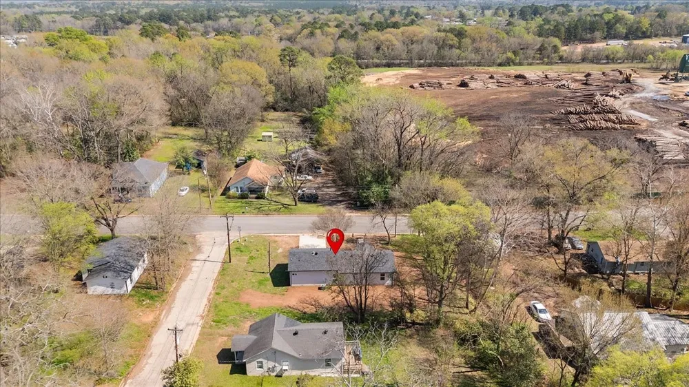 702 S Montgomery Street Gilmer, TX 75644