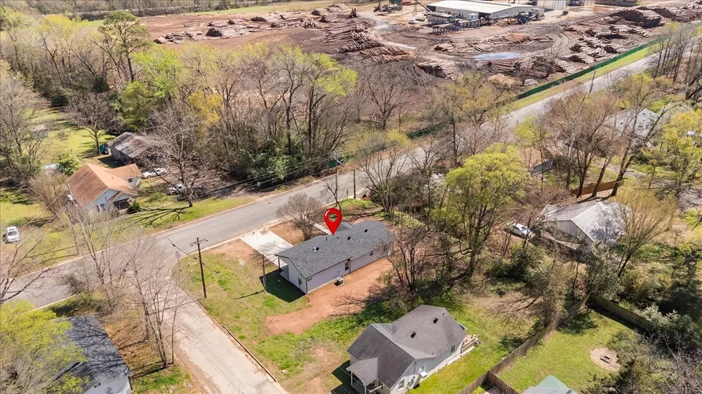702 S Montgomery Street Gilmer, TX 75644