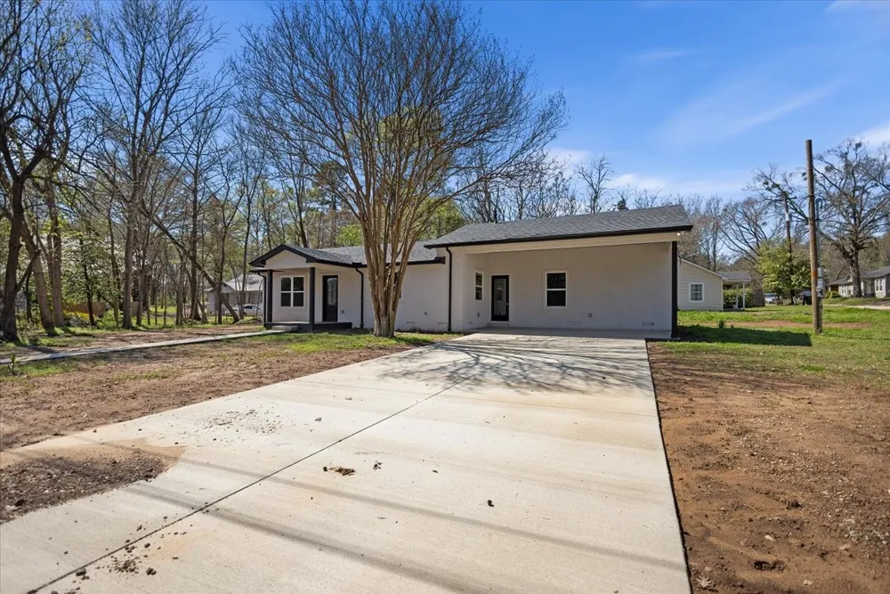 702 S Montgomery Street Gilmer, TX 75644