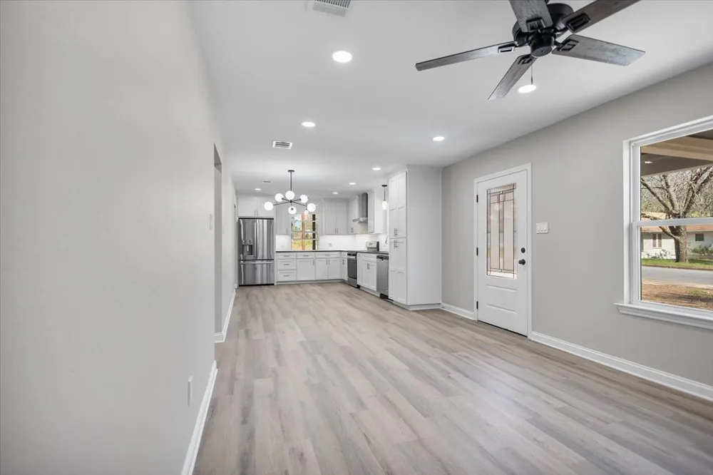 702 S Montgomery Street Gilmer, TX 75644