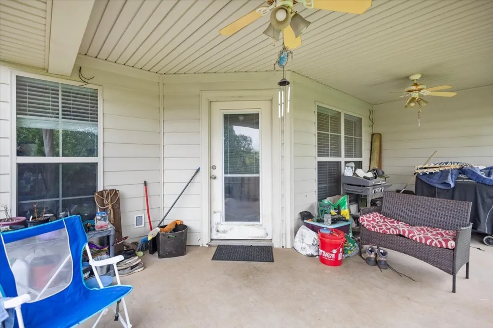 220 Sandstone Lane Nacogdoches, TX 75965