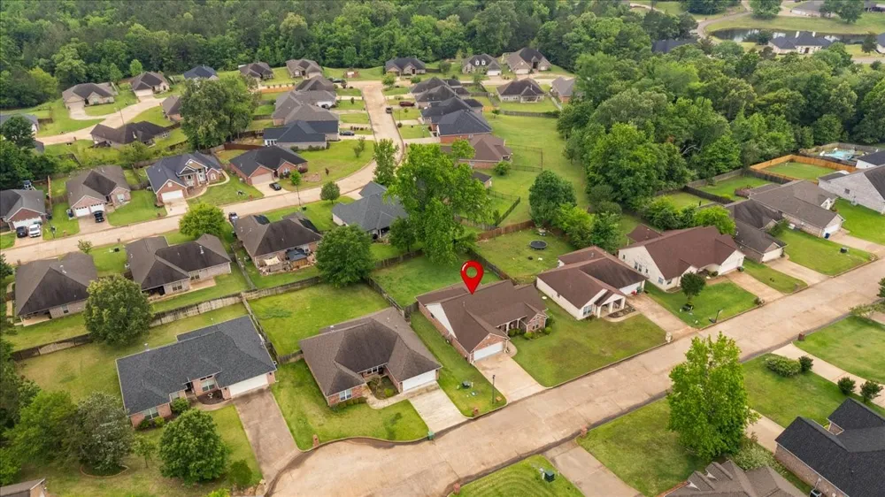 220 Sandstone Lane Nacogdoches, TX 75965
