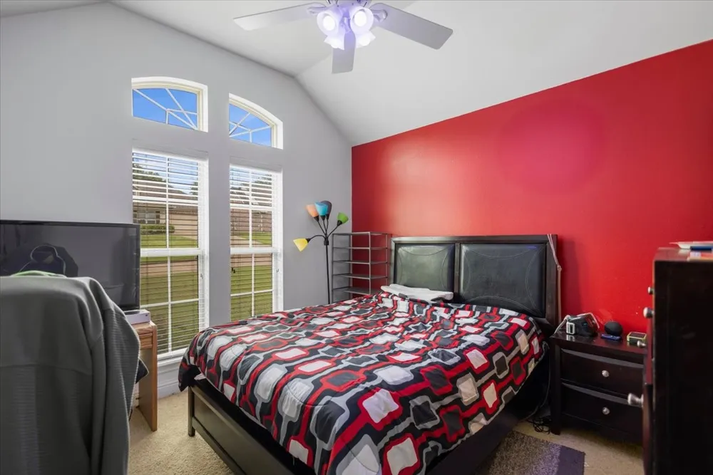 220 Sandstone Lane Nacogdoches, TX 75965