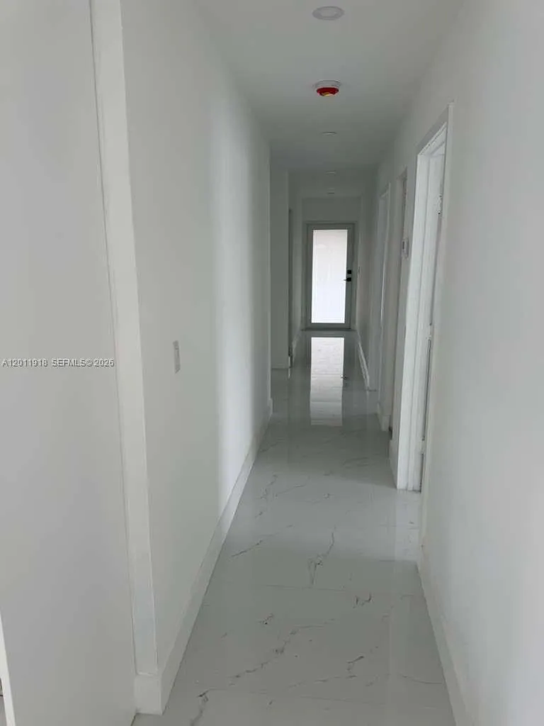 3536 NW 14th Ter Miami, FL 33125