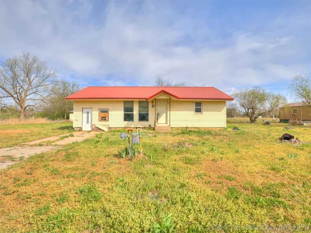 265 E Armstrong Street Jennings, OK 74038