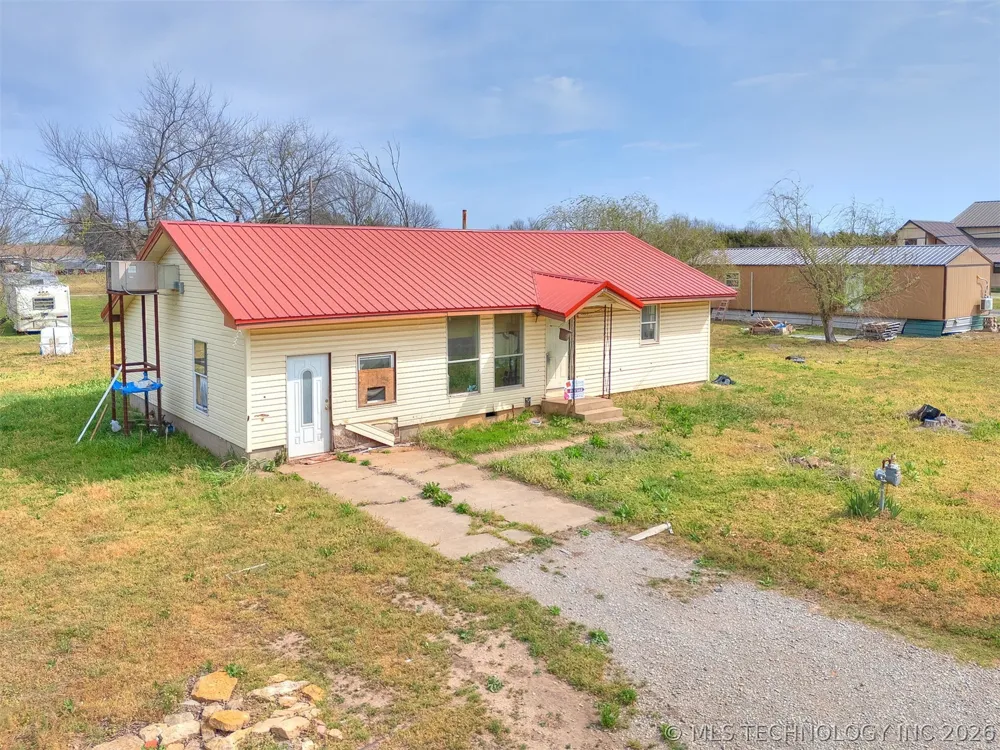 265 E Armstrong Street Jennings, OK 74038