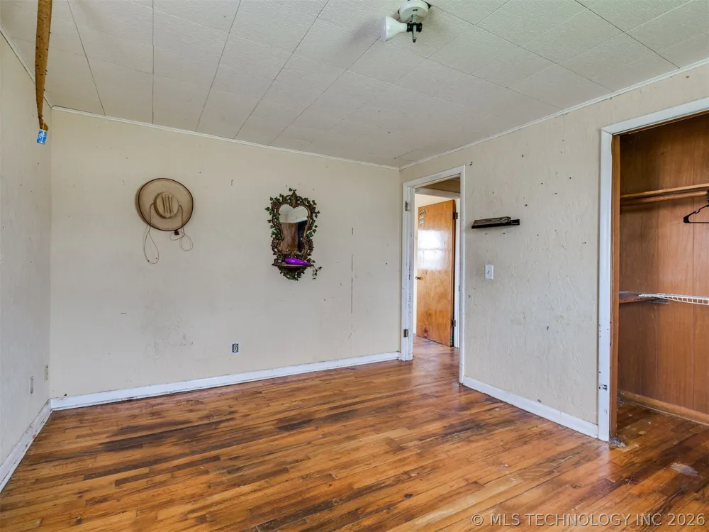 265 E Armstrong Street Jennings, OK 74038