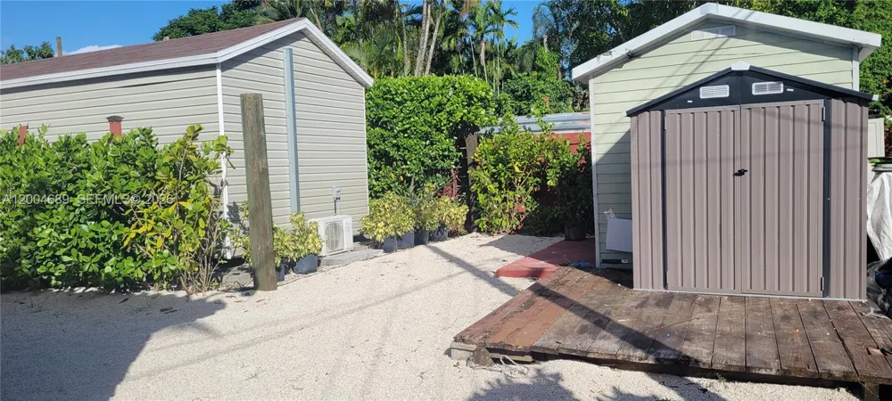 Address Not Shown South Miami, FL 33143