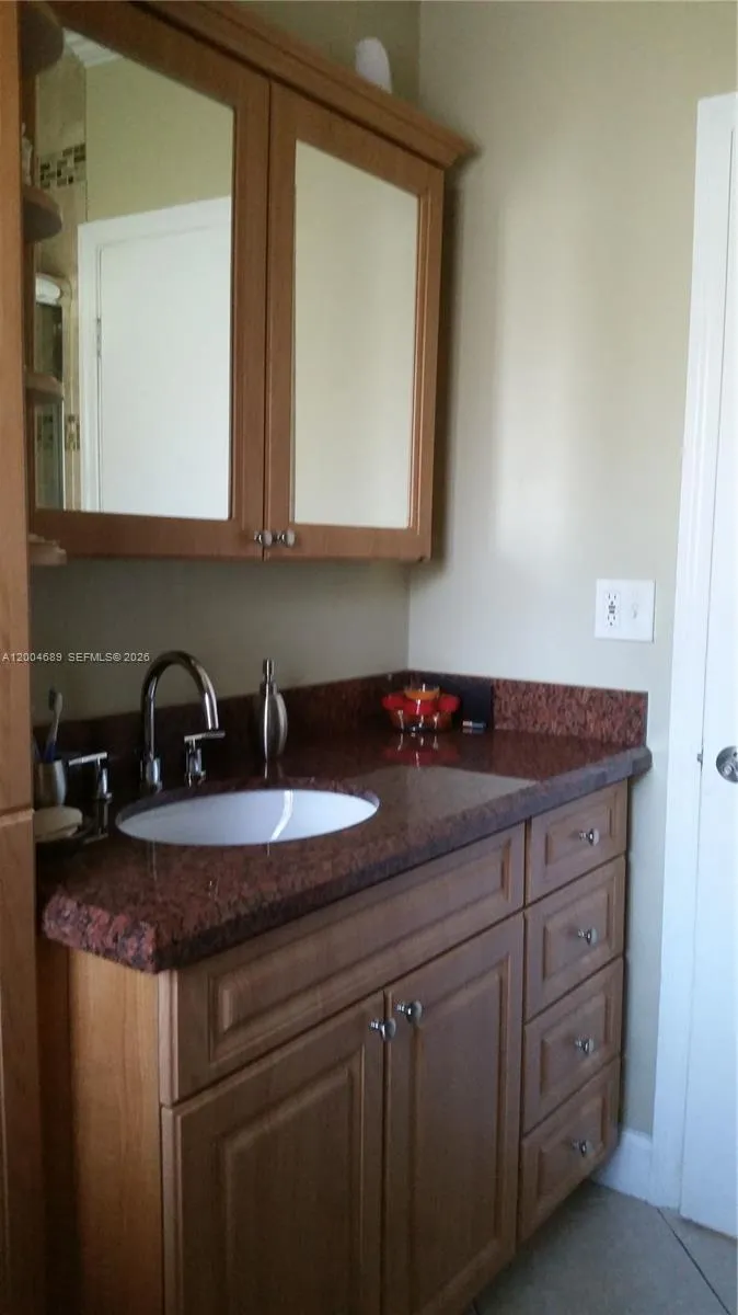 Address Not Shown South Miami, FL 33143