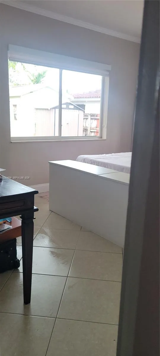 Address Not Shown South Miami, FL 33143