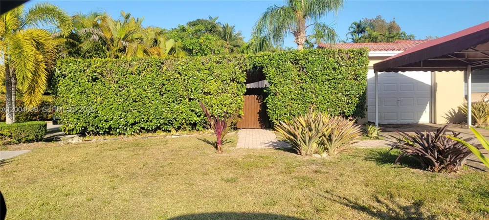Address Not Shown South Miami, FL 33143