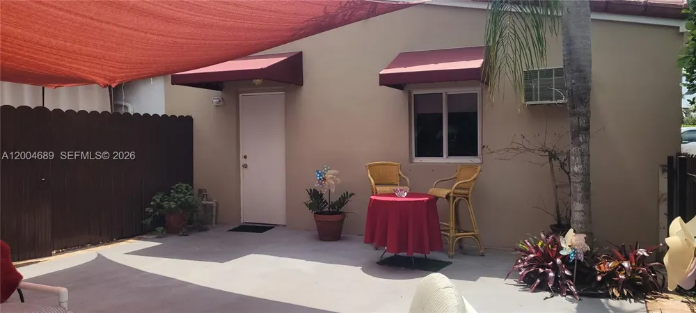 Address Not Shown South Miami, FL 33143