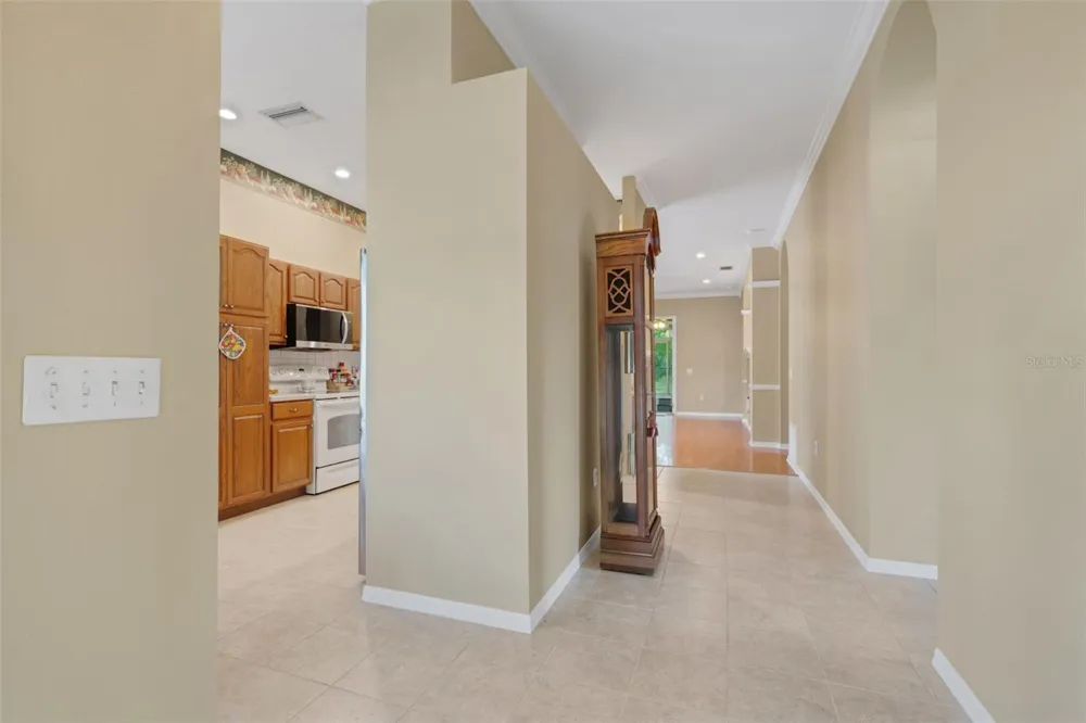 6560 LAKE CLARK DRIVE Lakeland, FL 33813