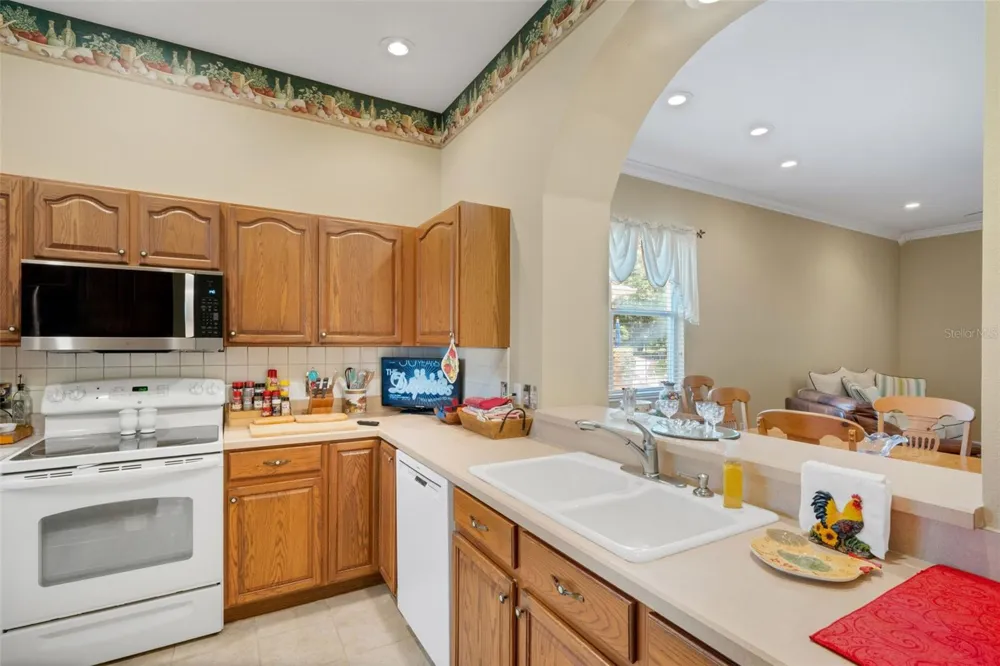 6560 LAKE CLARK DRIVE Lakeland, FL 33813