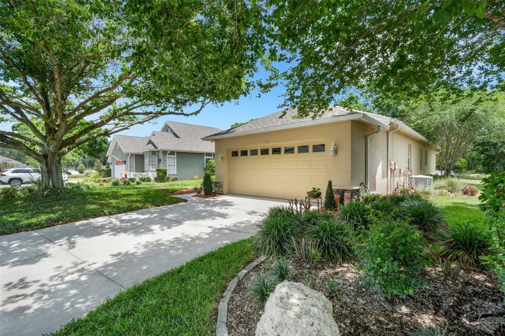 6560 LAKE CLARK DRIVE Lakeland, FL 33813