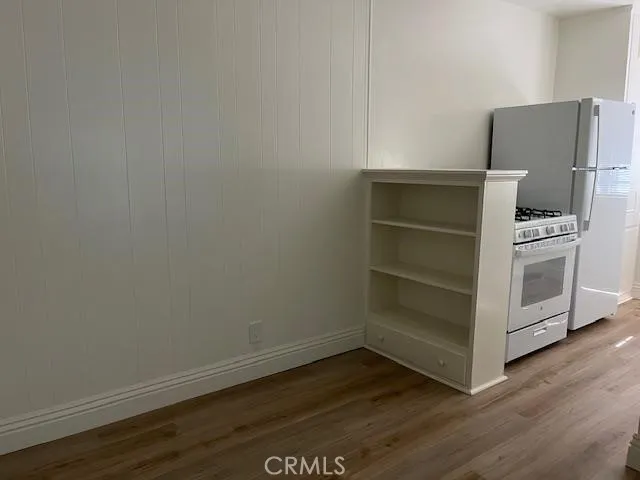 3370 Barham Boulevard Hollywood Hills East, CA 90068