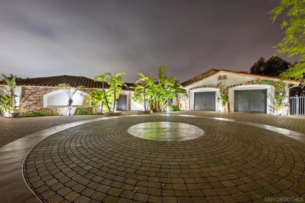 1541 Country Vistas Bonita, CA 91902