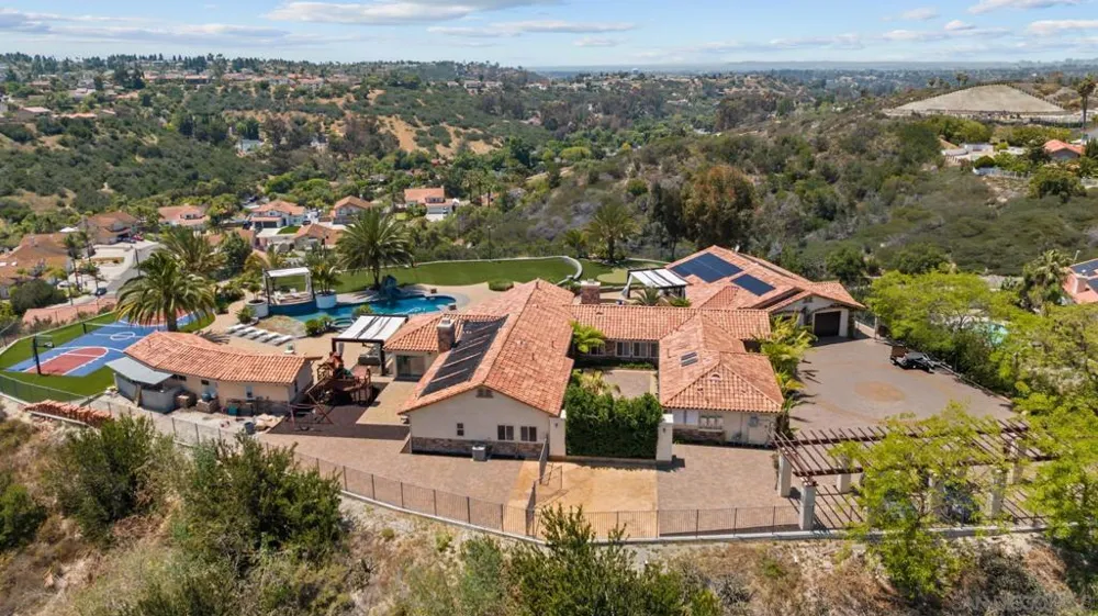 1541 Country Vistas Bonita, CA 91902