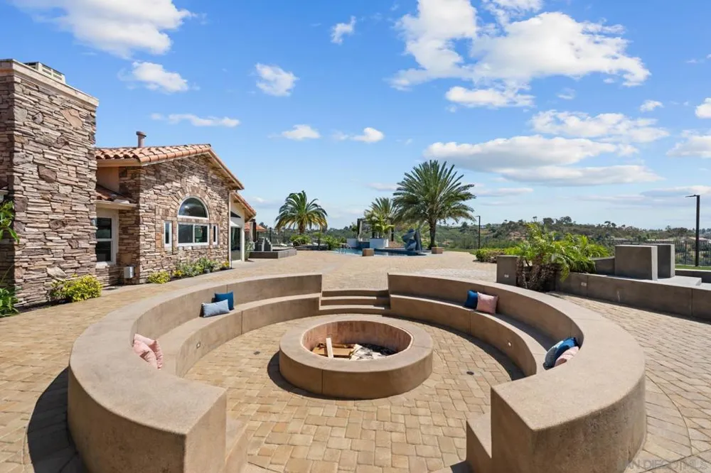 1541 Country Vistas Bonita, CA 91902