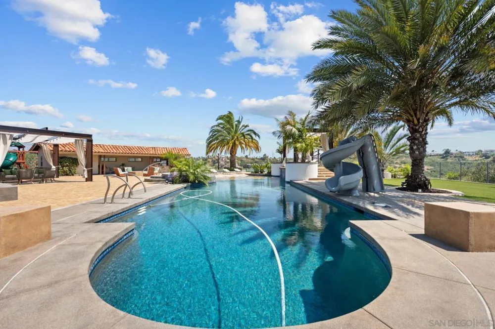 1541 Country Vistas Bonita, CA 91902