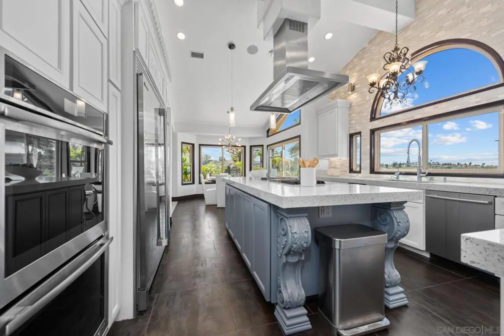 1541 Country Vistas Bonita, CA 91902